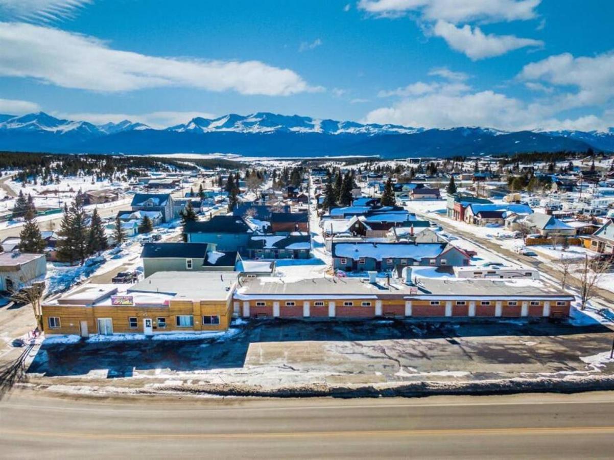 9 Newly Renovated Dog Friendly * Leadville